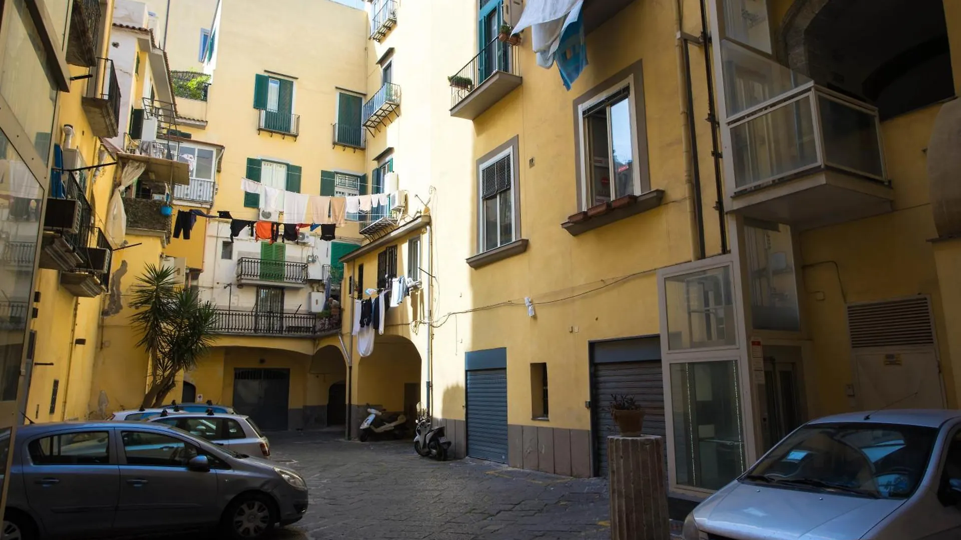 Palazzo 15 Napoli Bed and Breakfast Italien
