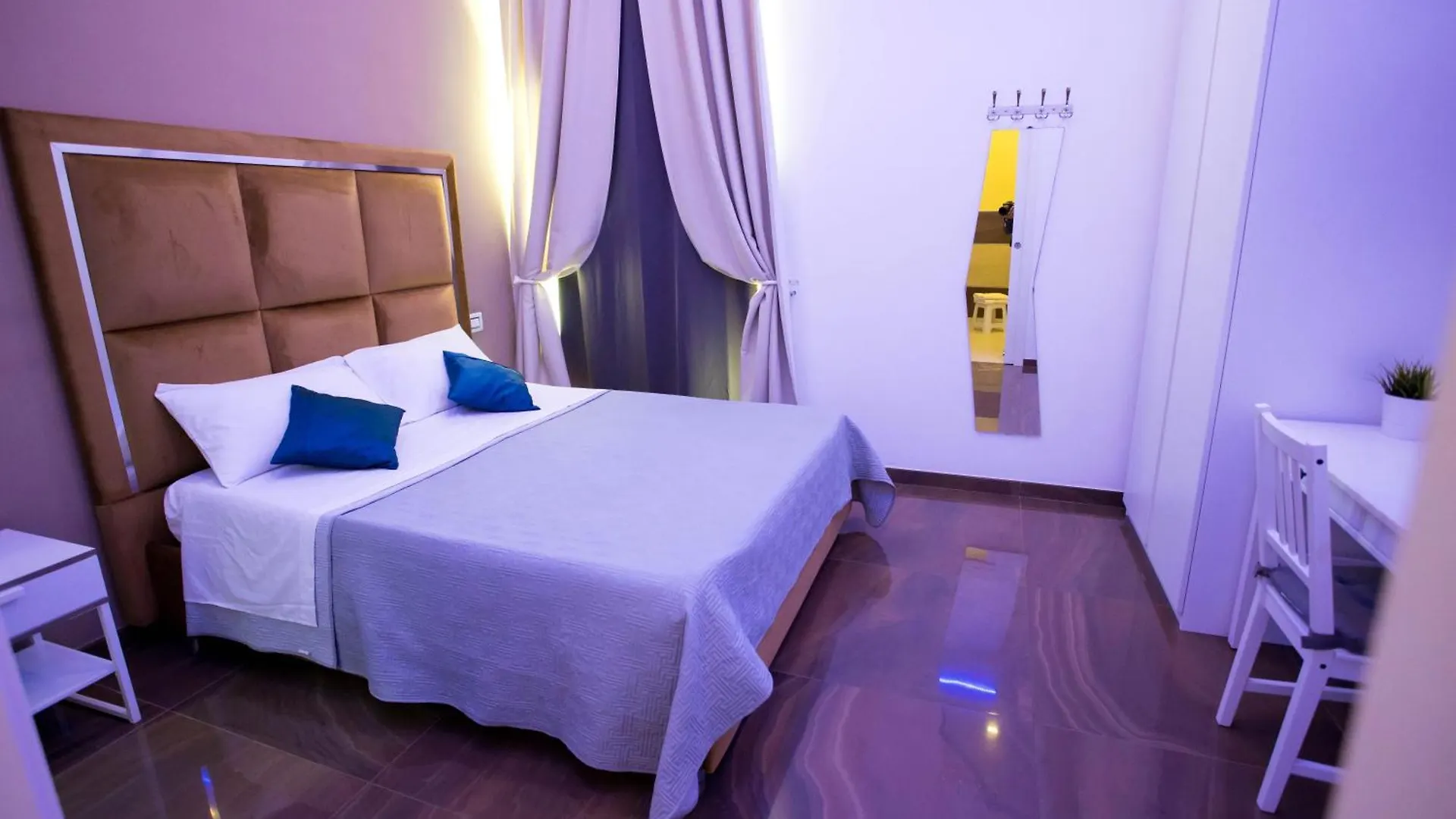 Bed & Breakfast Palazzo 15 Napoli Bed and Breakfast Italien