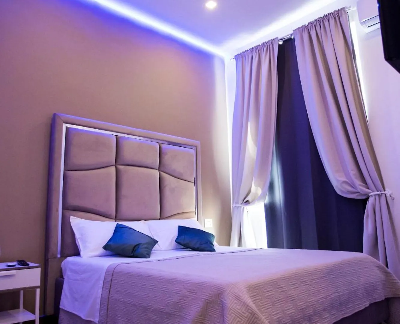 Palazzo 15 Napoli Bed & Breakfast Italy